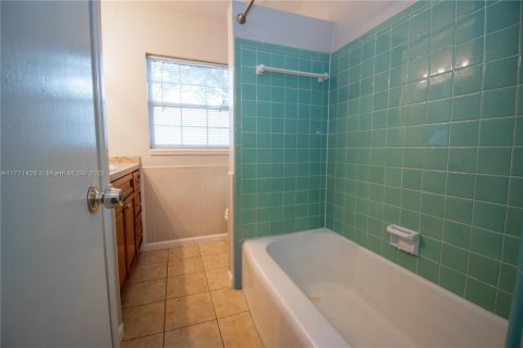 Casa en venta en Orlando, Florida, 3 dormitorios, 144.93 m2 № 1935143 - foto 26