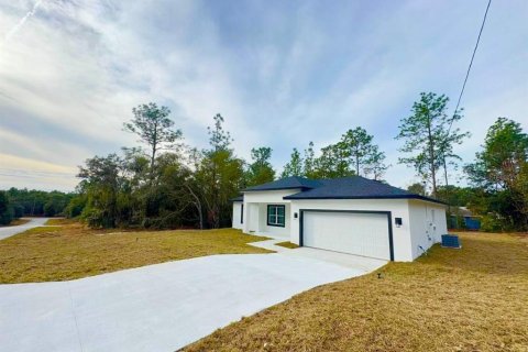 Villa ou maison à vendre à Citrus Springs, Floride: 3 chambres, 142.05 m2 № 1904402 - photo 4