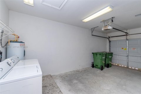 House in Homestead, Florida 2 bedrooms, 98.2 sq.m. № 2027544 - photo 12