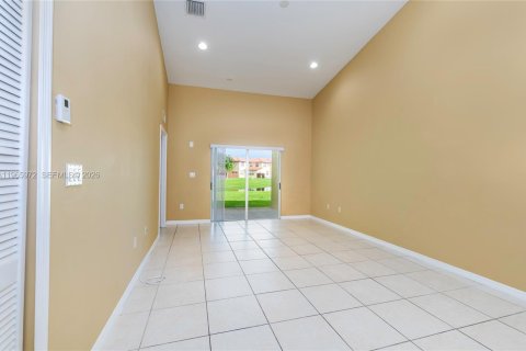 House in Homestead, Florida 2 bedrooms, 98.2 sq.m. № 2027544 - photo 24