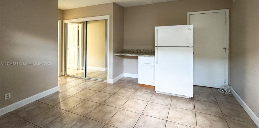 Studio à Fort Lauderdale, Floride № 1738353