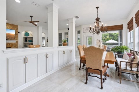 Villa ou maison à vendre à Orlando, Floride: 5 chambres, 309.46 m2 № 2358735 - photo 16