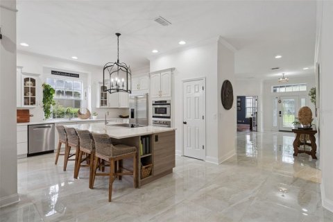 Villa ou maison à vendre à Orlando, Floride: 5 chambres, 309.46 m2 № 2358735 - photo 11
