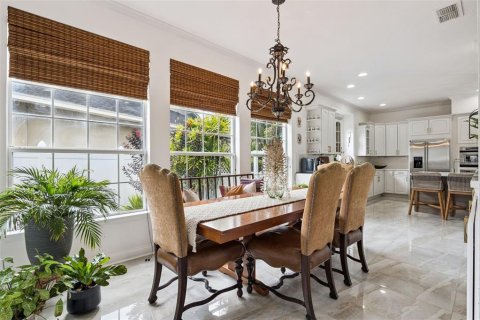 Villa ou maison à vendre à Orlando, Floride: 5 chambres, 309.46 m2 № 2358735 - photo 18