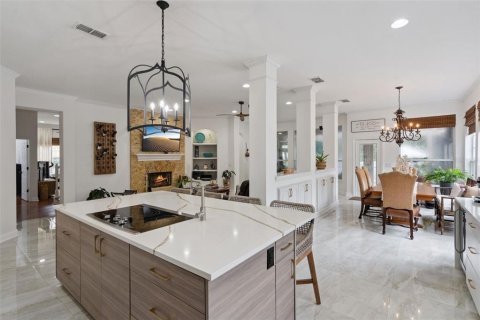 Villa ou maison à vendre à Orlando, Floride: 5 chambres, 309.46 m2 № 2358735 - photo 14