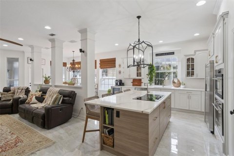 Villa ou maison à vendre à Orlando, Floride: 5 chambres, 309.46 m2 № 2358735 - photo 13