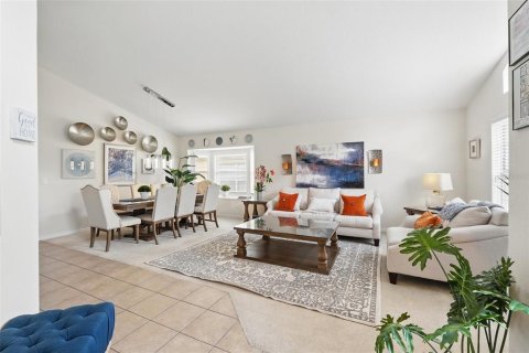 House in Kissimmee, Florida 4 bedrooms, 182.09 sq.m. № 1724592 - photo 8