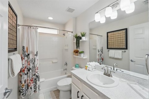 House in Kissimmee, Florida 4 bedrooms, 182.09 sq.m. № 1724592 - photo 27