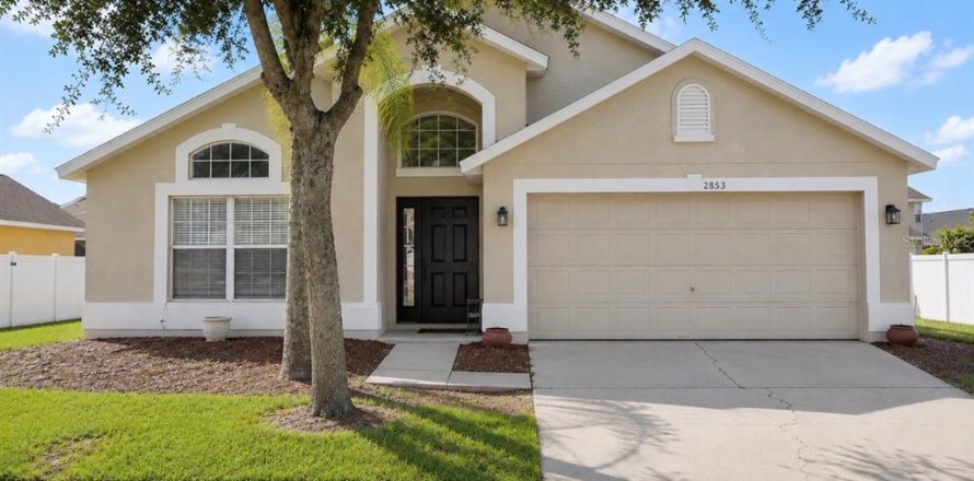 Villa ou maison à Kissimmee, Floride 4 chambres, 198.81 m2 № 2351462