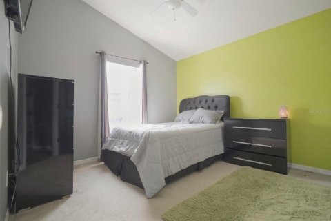 Villa ou maison à vendre à Kissimmee, Floride: 4 chambres, 198.81 m2 № 2351462 - photo 15