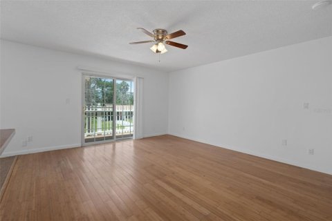 Touwnhouse à louer à Port Richey, Floride: 2 chambres, 126.72 m2 № 2095179 - photo 10