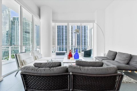 Condominio en venta en Miami, Florida, 3 dormitorios, 191.84 m2 № 2026206 - foto 15