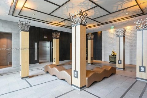 Condominio en venta en Miami, Florida, 3 dormitorios, 191.84 m2 № 2026206 - foto 6