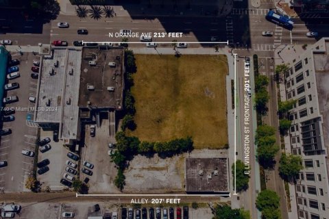 Propiedad comercial en venta en Orlando, Florida № 1703434 - foto 3