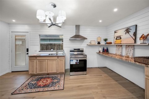 Villa ou maison à vendre à Tarpon Springs, Floride: 3 chambres, 172.05 m2 № 1725464 - photo 18
