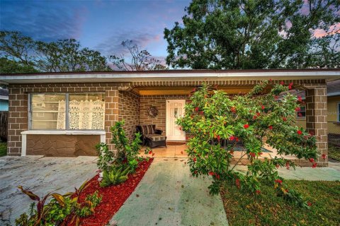 Villa ou maison à vendre à Tarpon Springs, Floride: 3 chambres, 172.05 m2 № 1725464 - photo 3