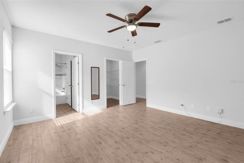 Casa en venta en Deltona, Florida, 4 dormitorios, 149.11 m2 № 2094012 - foto 13