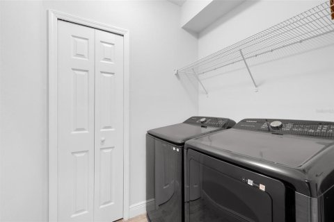 Casa en venta en Deltona, Florida, 4 dormitorios, 149.11 m2 № 2094012 - foto 26
