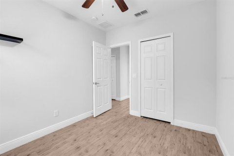 Casa en venta en Deltona, Florida, 4 dormitorios, 149.11 m2 № 2094012 - foto 21