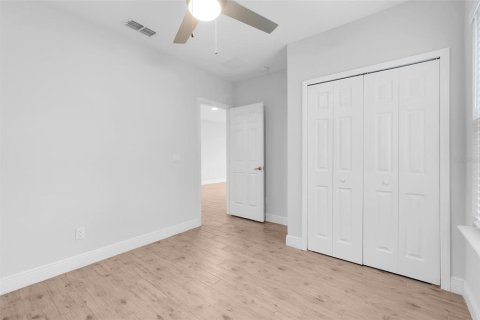 Casa en venta en Deltona, Florida, 4 dormitorios, 149.11 m2 № 2094012 - foto 24