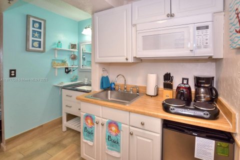 Купить кондоминиум в Саут-Дайтона, Флорида № 1921767 - фото 9