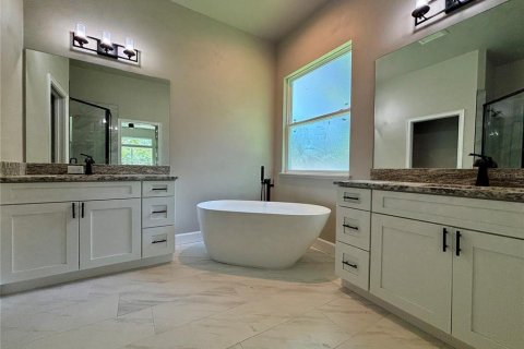 House in Alachua, Florida 3 bedrooms, 183.3 sq.m. № 1637875 - photo 5
