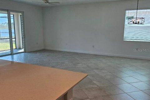 House in Englewood, Florida 4 bedrooms, 188.78 sq.m. № 1856247 - photo 8