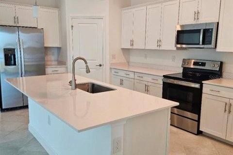House in Englewood, Florida 4 bedrooms, 188.78 sq.m. № 1856247 - photo 6