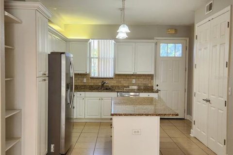 Touwnhouse à louer à Kissimmee, Floride: 2 chambres, 130.81 m2 № 2283840 - photo 8
