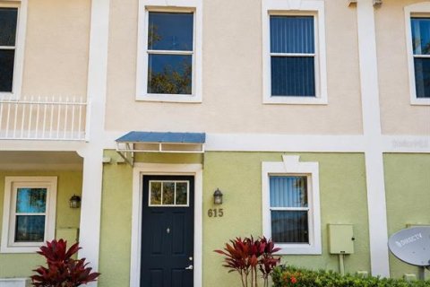 Touwnhouse à louer à Kissimmee, Floride: 2 chambres, 130.81 m2 № 2283840 - photo 2