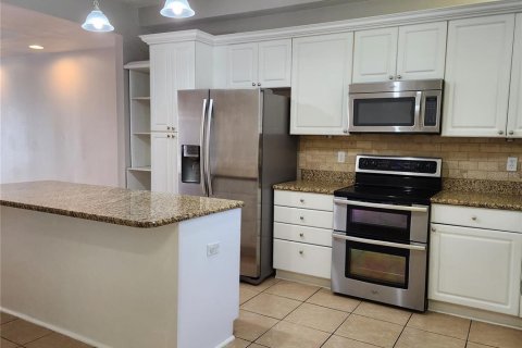 Touwnhouse à louer à Kissimmee, Floride: 2 chambres, 130.81 m2 № 2283840 - photo 12
