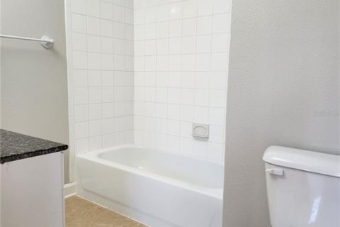Touwnhouse à louer à Kissimmee, Floride: 2 chambres, 130.81 m2 № 2283840 - photo 28