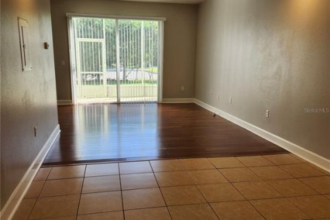 Touwnhouse à louer à Kissimmee, Floride: 2 chambres, 130.81 m2 № 2283840 - photo 6