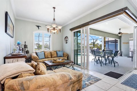 Villa ou maison à vendre à Port Charlotte, Floride: 3 chambres, 189.15 m2 № 2202945 - photo 17