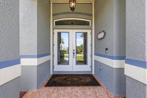 Villa ou maison à vendre à Port Charlotte, Floride: 3 chambres, 189.15 m2 № 2202945 - photo 2