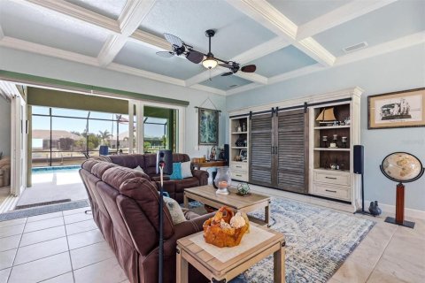 Villa ou maison à vendre à Port Charlotte, Floride: 3 chambres, 189.15 m2 № 2202945 - photo 4