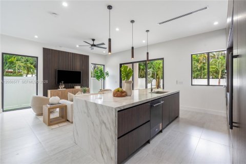Villa ou maison à vendre à Fort Lauderdale, Floride: 3 chambres, 232.44 m2 № 2189595 - photo 8