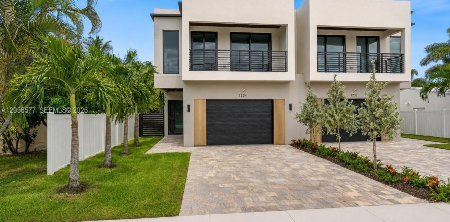 Villa ou maison à Fort Lauderdale, Floride 3 chambres, 232.44 m2 № 2189595