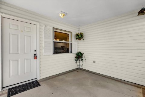 House in The Villages, Florida 2 bedrooms, 104.14 sq.m. № 1509614 - photo 4