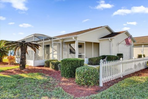 House in The Villages, Florida 2 bedrooms, 104.14 sq.m. № 1509614 - photo 29