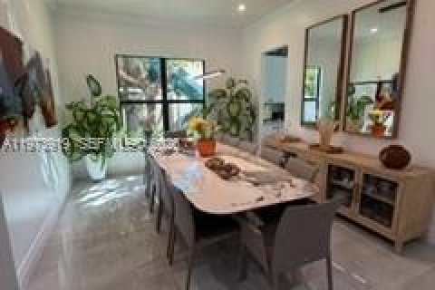 House in Delray Beach, Florida 5 bedrooms, 402.36 sq.m. № 2033533 - photo 25
