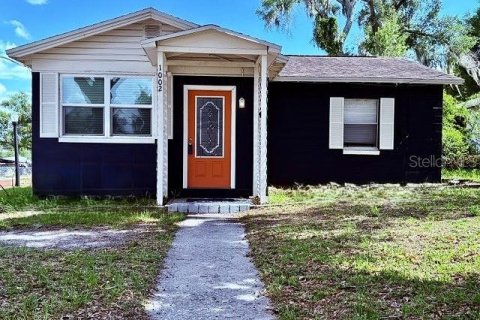 House in Lakeland, Florida 2 bedrooms, 109.25 sq.m. № 2230243
