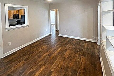 House in Lakeland, Florida 2 bedrooms, 109.25 sq.m. № 2230243 - photo 4