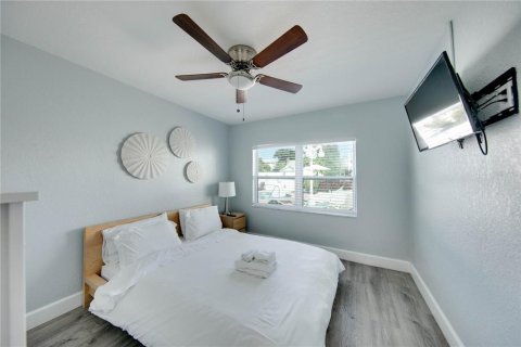 Immobilier commercial à vendre à Treasure Island, Floride: 10 chambres, 450.2 m2 № 1449425 - photo 25
