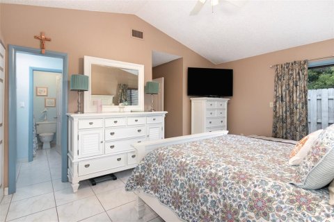 Townhouse in Winter Springs, Florida 3 bedrooms, 136.57 sq.m. № 1745383 - photo 14