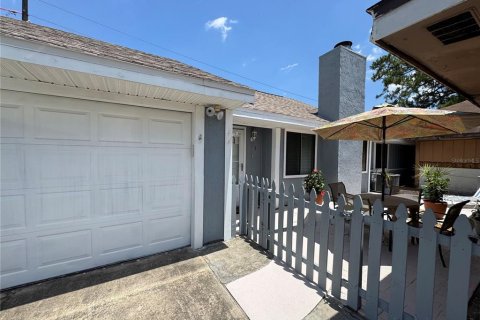 Townhouse in Winter Springs, Florida 3 bedrooms, 136.57 sq.m. № 1745383 - photo 3