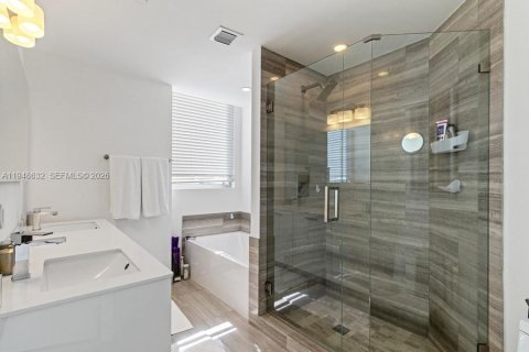 Copropriété à louer à Miami, Floride: 2 chambres, 92.62 m2 № 2007798 - photo 11