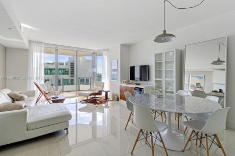 Copropriété à louer à Miami, Floride: 2 chambres, 92.62 m2 № 2007798 - photo 3