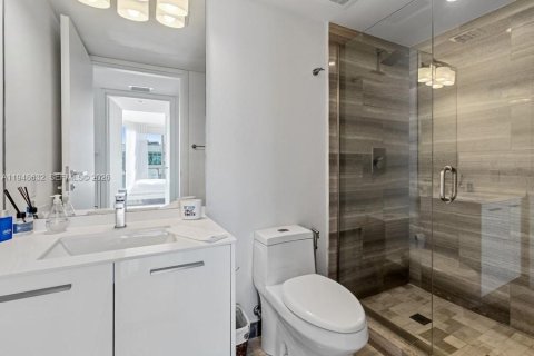 Copropriété à louer à Miami, Floride: 2 chambres, 92.62 m2 № 2007798 - photo 13