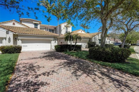 Touwnhouse à vendre à Hollywood, Floride: 3 chambres, 219.81 m2 № 1999834 - photo 3